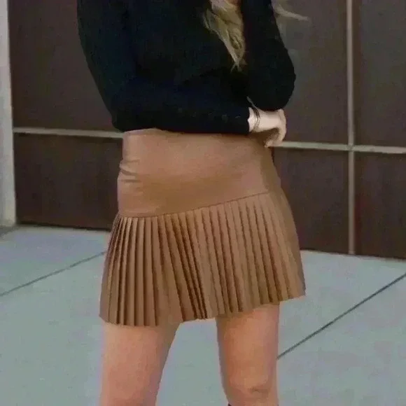 Pleated Vegan Leather Mini Skirt - Picture 12 of 15
